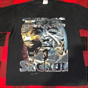 90s Vintage graphic Tupac Shakur t shirt